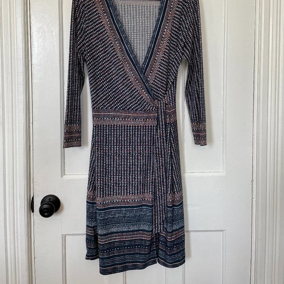 BCBGMaxAzria - Patterned Wrap Dress - Picture 4 of 4